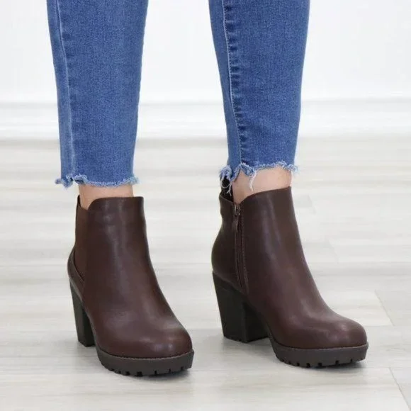 Lug Sole Ankle Boots Brown Chelsea Booties - Picture 5 of 15